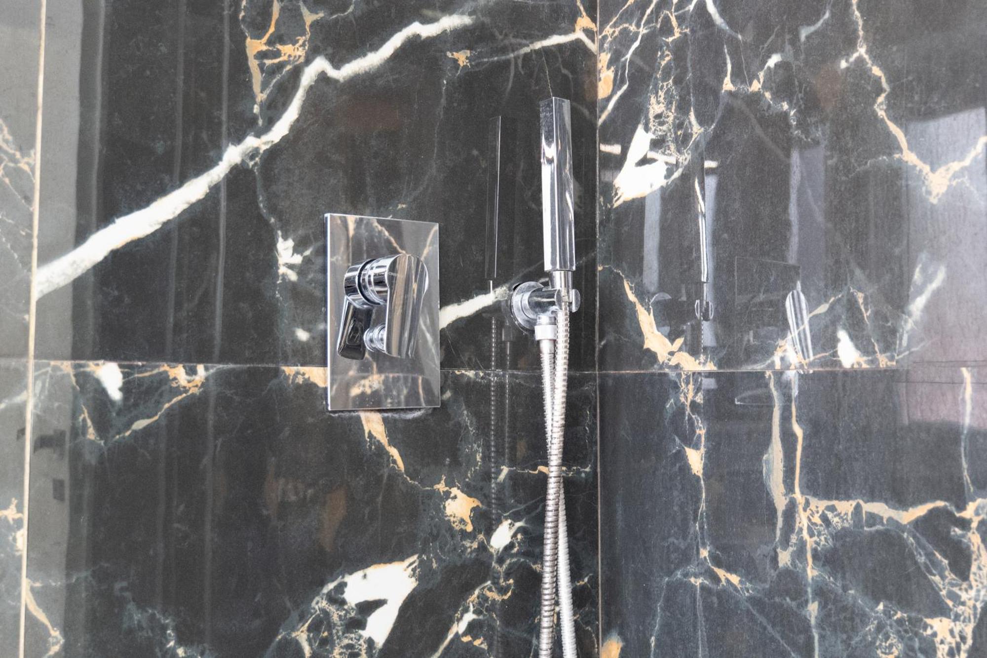 Hotel Dalmazia 33 Salerno Zewnętrze zdjęcie